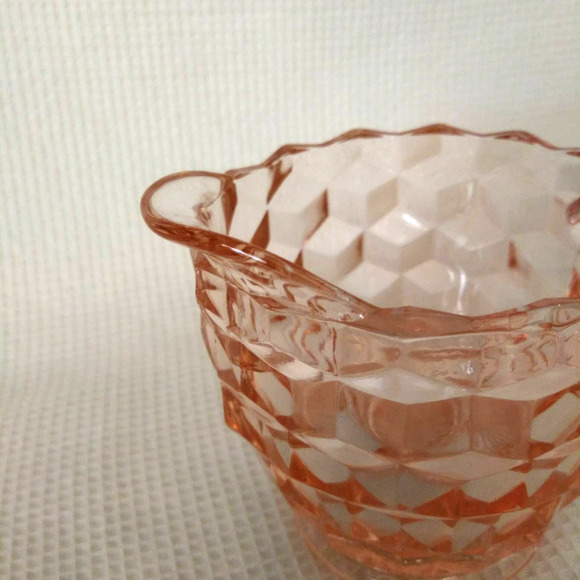 Vintage Depression Era Jeannette Creamer n Sugar Bowl in "Cube Pink" - Picture 7 of 14